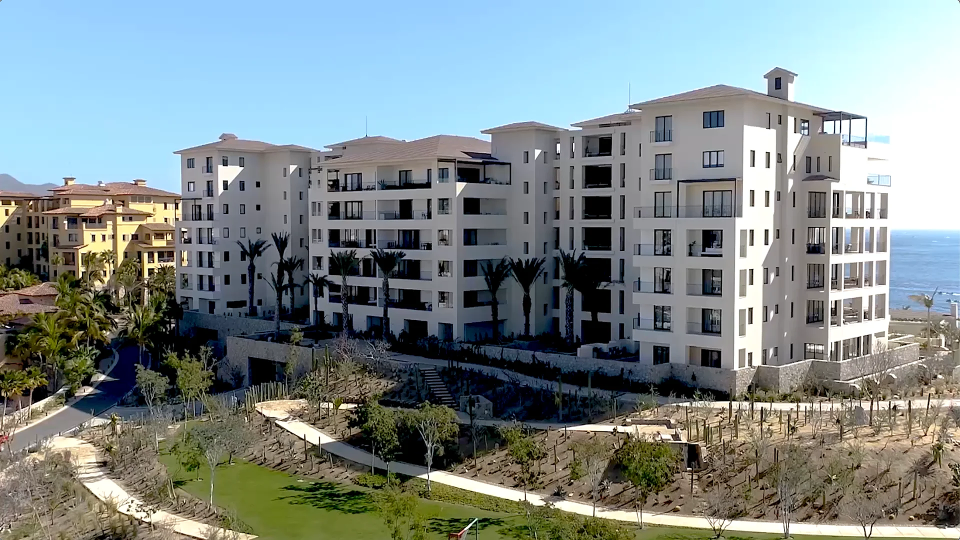 1 Hotel Cabo