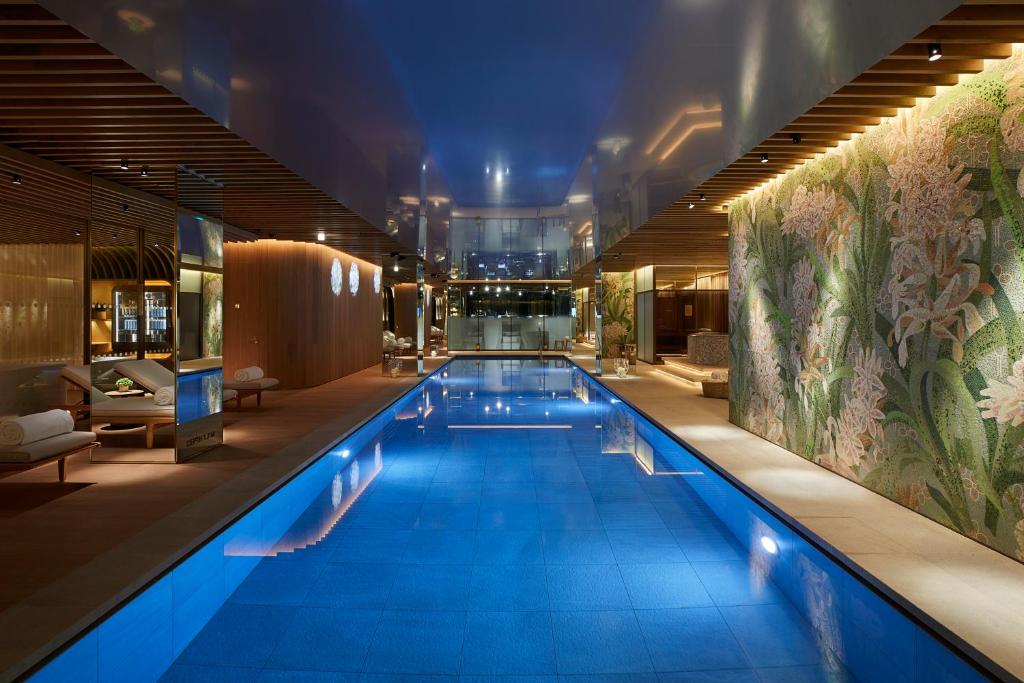 45 Park Lane, London