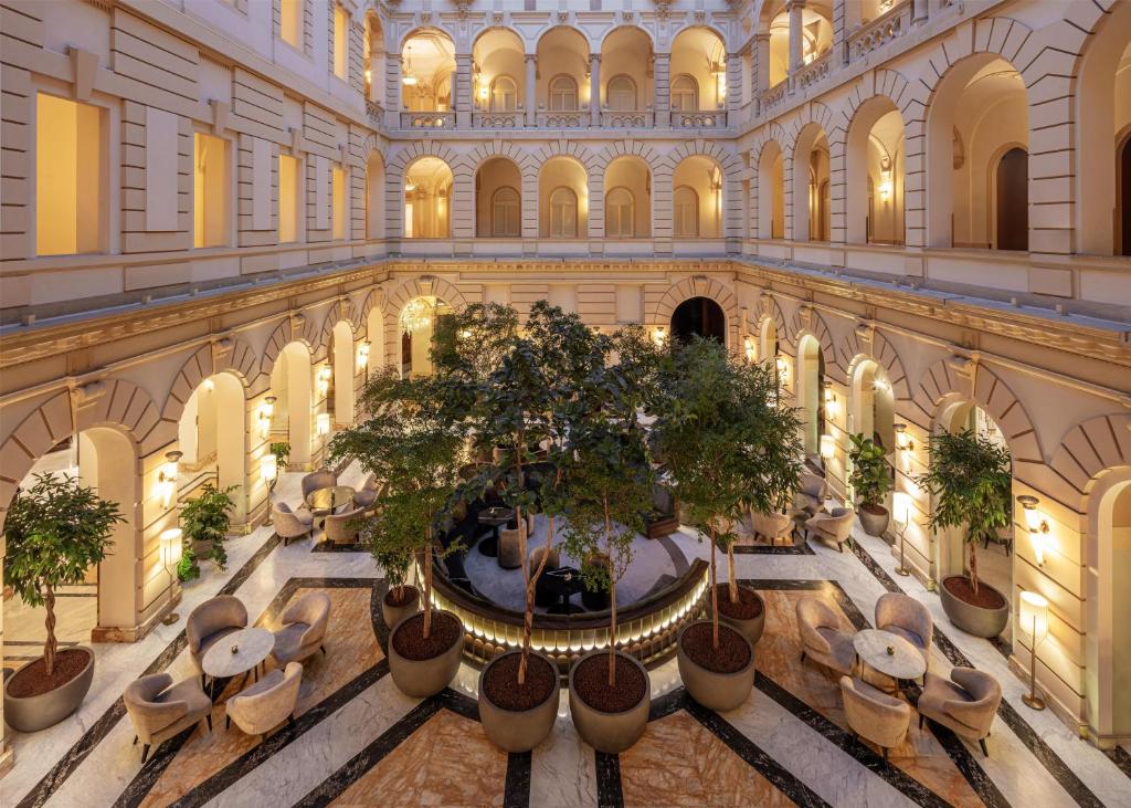 Anantara New York Palace Budapest Hotel