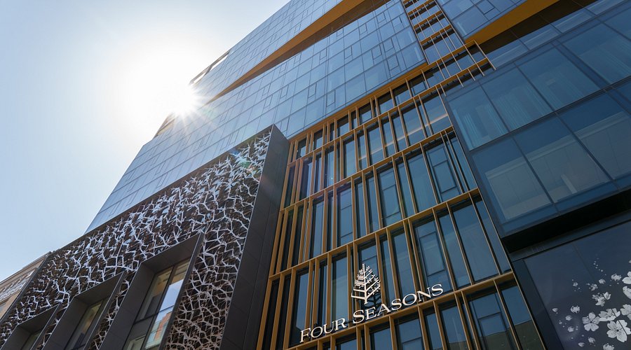 Four Seasons Hotel Montreal