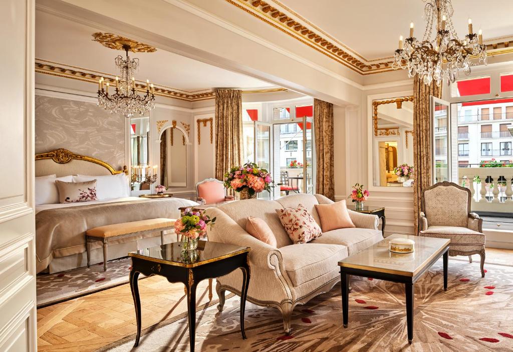 Hôtel Plaza Athénée, Paris