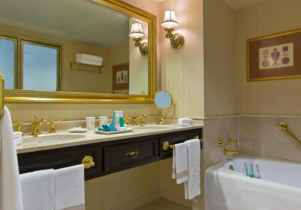 San Cristobal Tower, a Luxury Collection Hotel