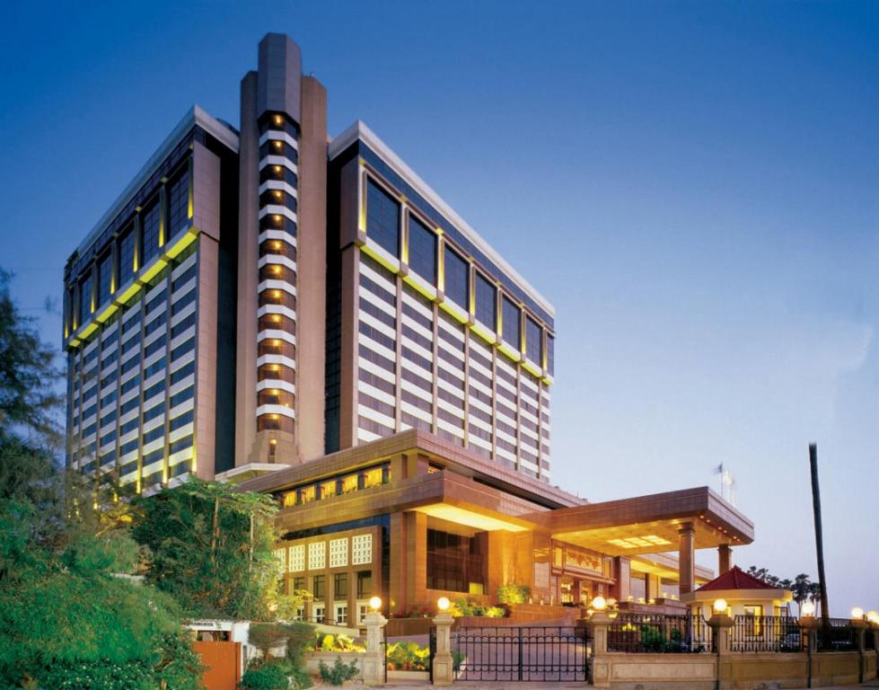 Taj Lands End, Mumbai