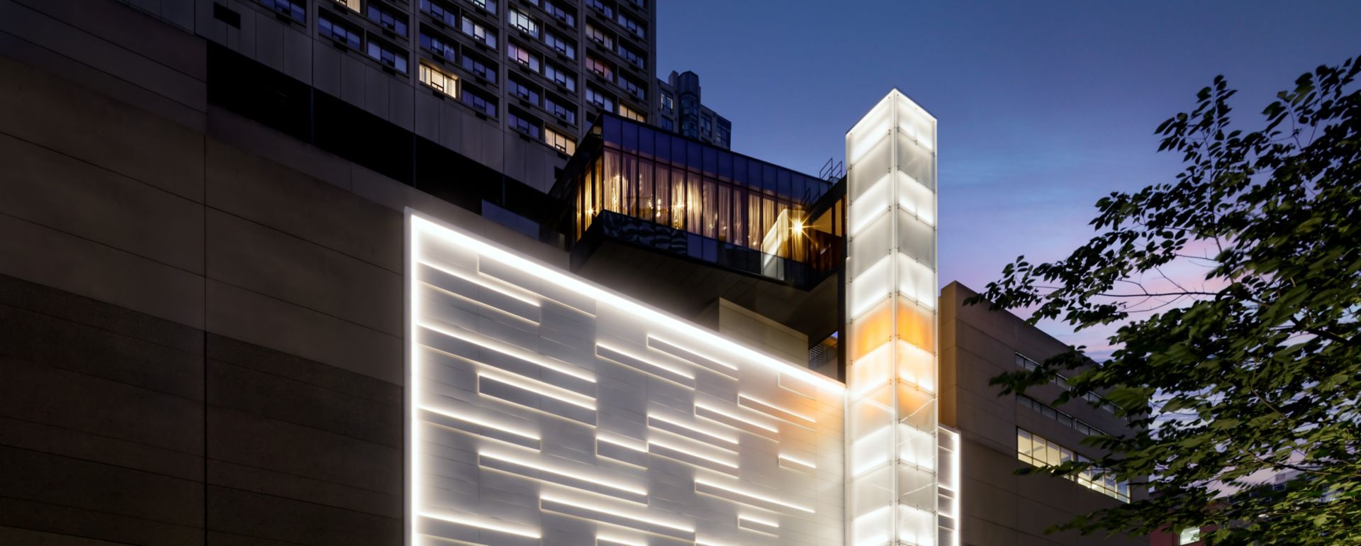 W Toronto