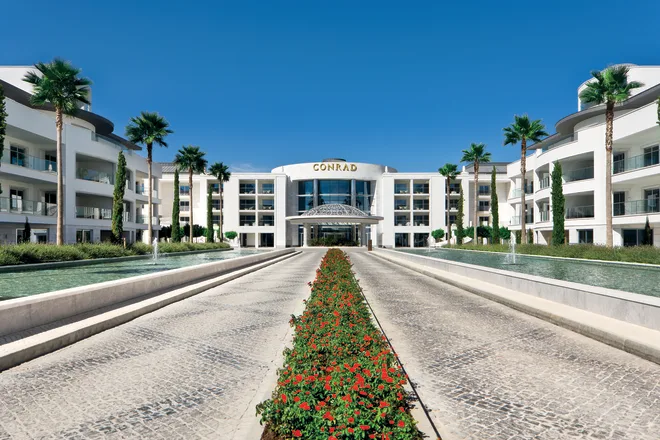 Conrad Meia Praia Algarve